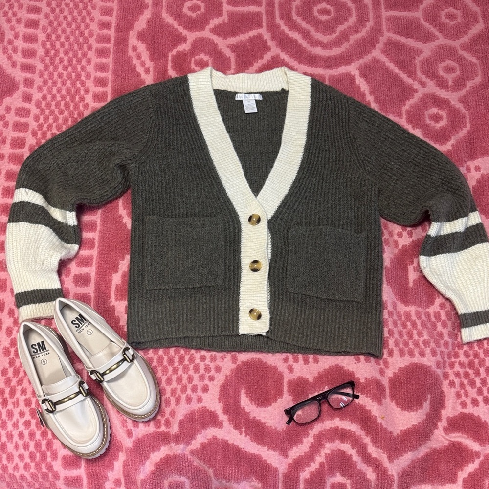 Design History Olive and Cream Cardigan Sweater
